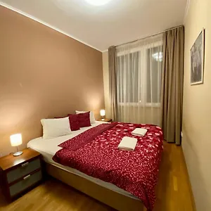 https://gozsdu-apartment-eszterhaz.inbudapesthotels.com