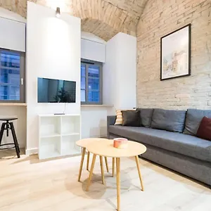 https://kirly-downtown-studio.inbudapesthotels.com